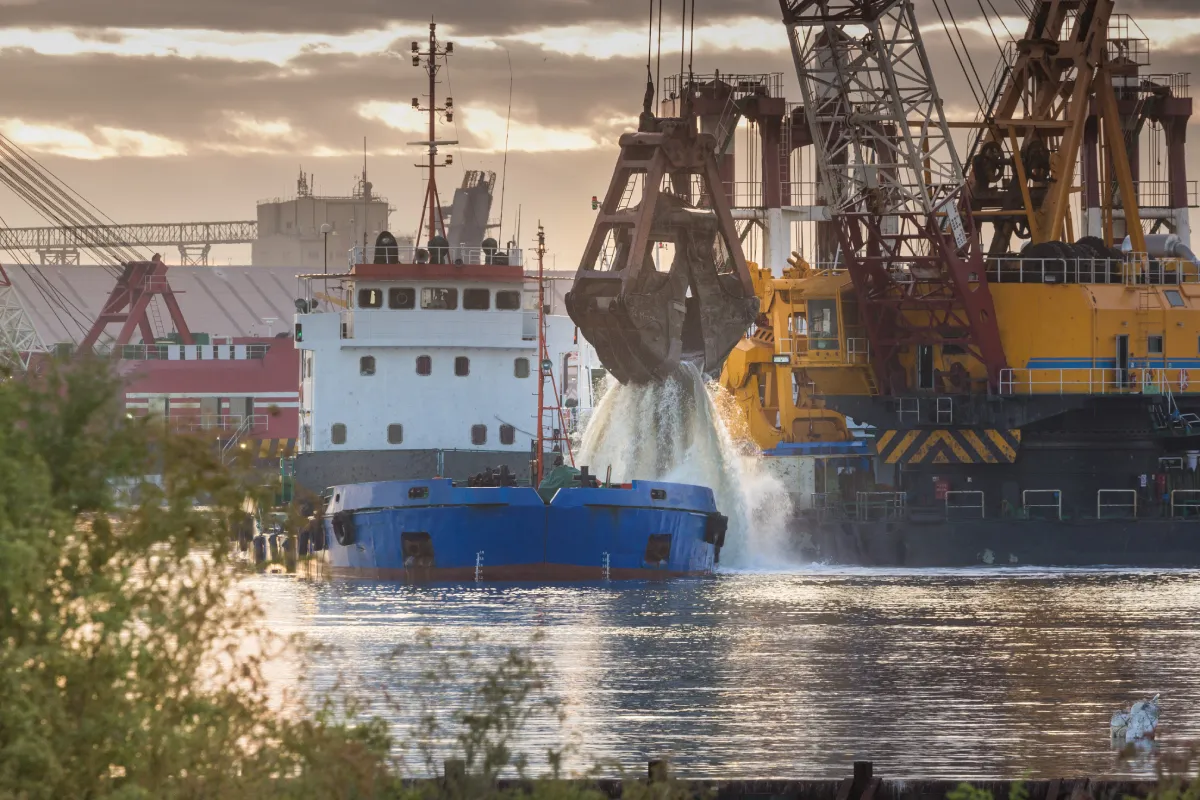 The Role of Dredge Rental in Environmental and Coastal Restoration Projects
